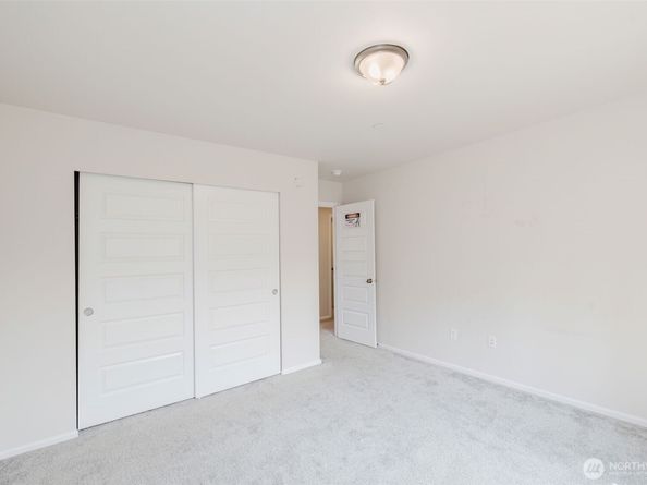 948 Panoramic Loop, Bremerton WA 98312