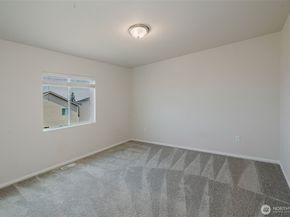 948 Panoramic Loop, Bremerton WA 98312