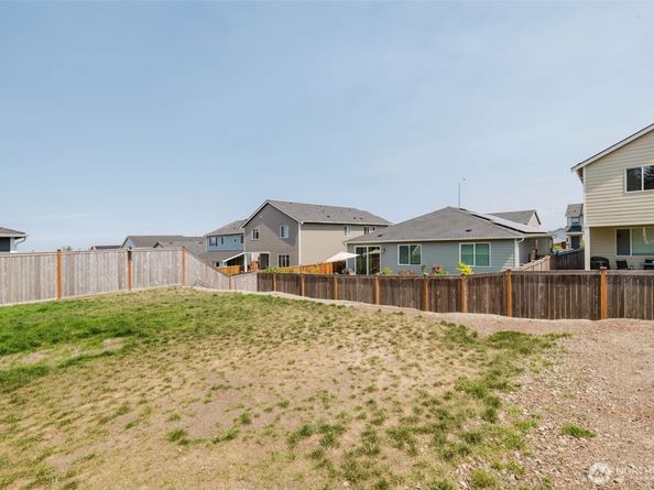 948 Panoramic Loop, Bremerton WA 98312