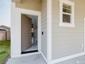 948 Panoramic Loop, Bremerton WA 98312