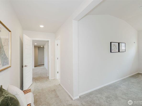 948 Panoramic Loop, Bremerton WA 98312