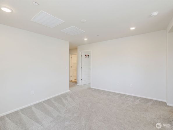 948 Panoramic Loop, Bremerton WA 98312