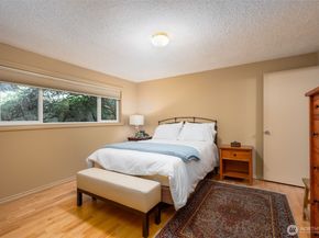 10203 47th Avenue SW C3, Seattle WA 98146