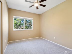5001 Davis Place S A, Renton WA 98055