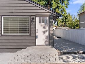 6226 NE 198th Street, Kenmore WA 98028