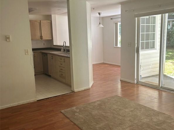 949 Aberdeen Avenue NE E117, Renton WA 98056