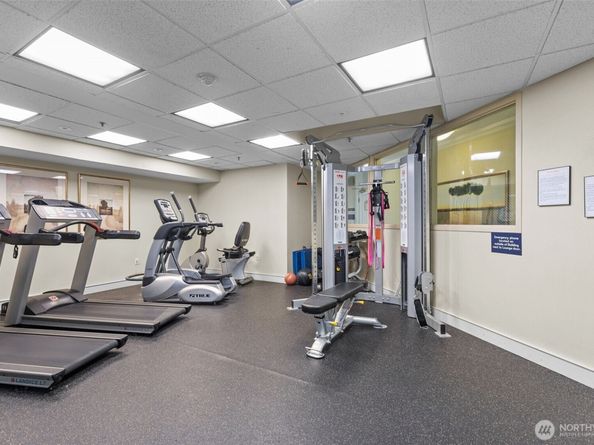 1525 NW 57th Street 303, Seattle WA 98107