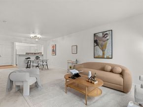 1525 NW 57th Street 303, Seattle WA 98107
