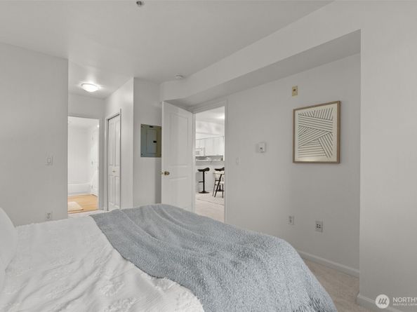 1525 NW 57th Street 303, Seattle WA 98107