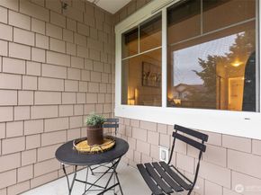 1525 NW 57th Street 303, Seattle WA 98107