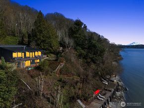 28605 Manzanita Beach Road SW, Vashon WA 98070
