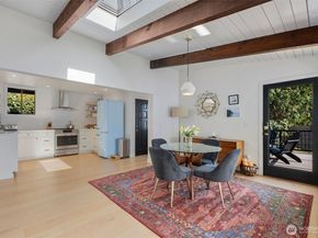 28605 Manzanita Beach Road SW, Vashon WA 98070