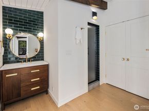 28605 Manzanita Beach Road SW, Vashon WA 98070