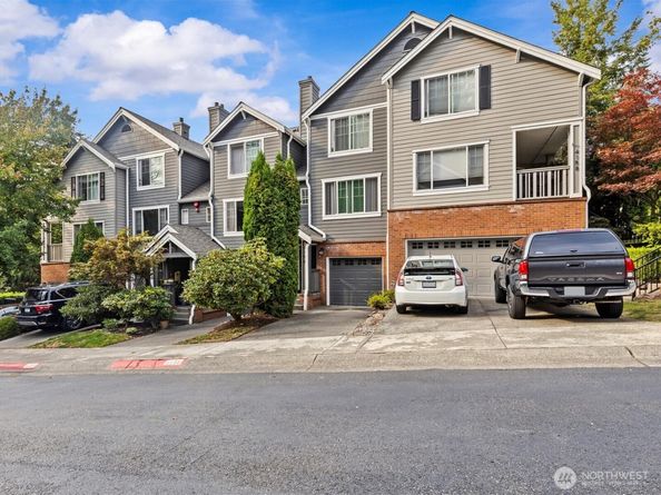 4156 248th Court SE 67, Issaquah WA 98029