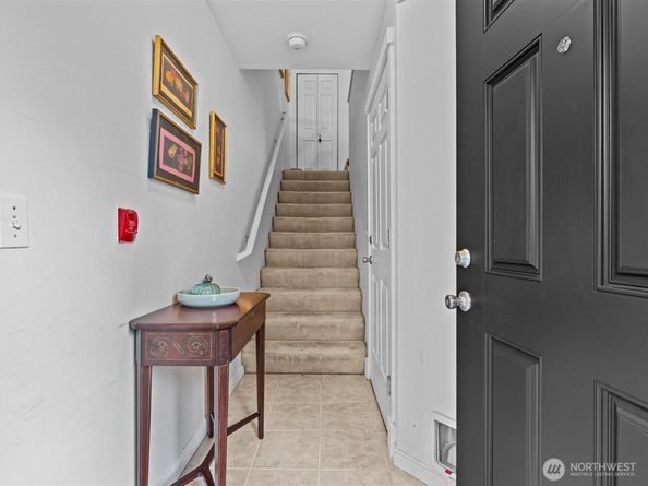 4156 248th Court SE 67, Issaquah WA 98029