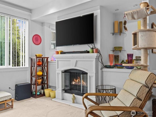 4156 248th Court SE 67, Issaquah WA 98029