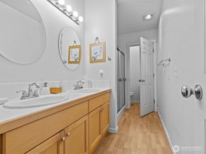 4156 248th Court SE 67, Issaquah WA 98029