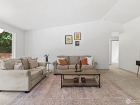 3022 254th Avenue SE, Sammamish WA 98075