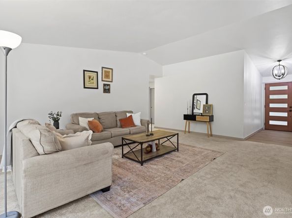 3022 254th Avenue SE, Sammamish WA 98075
