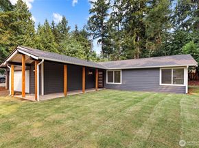 3022 254th Avenue SE, Sammamish WA 98075