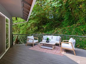 4403 NE 187th Place, Lake Forest Park WA 98155