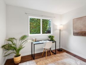 4403 NE 187th Place, Lake Forest Park WA 98155