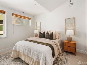 3629 Dayton Avenue N C, Seattle WA 98103