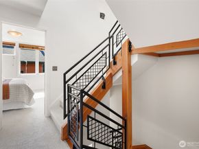 3629 Dayton Avenue N C, Seattle WA 98103