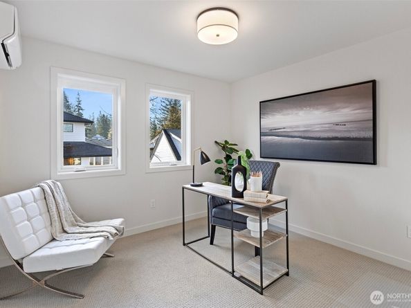 8017 126th Avenue NE B, Kirkland WA 98033