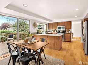 18414 135th Place SE, Renton WA 98058