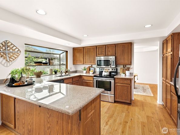 18414 135th Place SE, Renton WA 98058