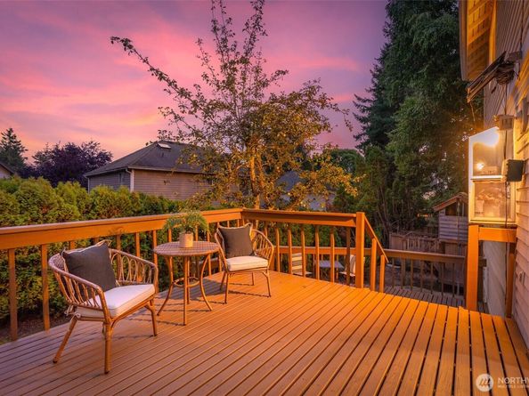 18414 135th Place SE, Renton WA 98058