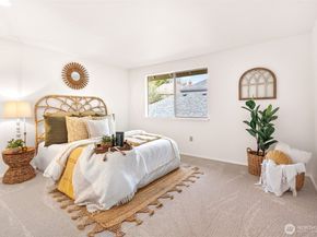 18414 135th Place SE, Renton WA 98058