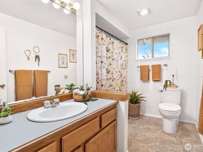 18414 135th Place SE, Renton WA 98058