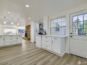 16110 Evanston Ave N, Shoreline WA 98133