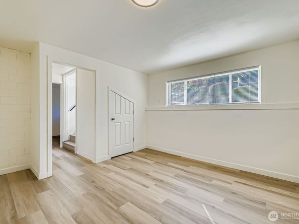 16110 Evanston Ave N, Shoreline WA 98133