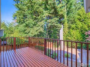 16110 Evanston Ave N, Shoreline WA 98133