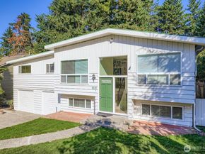 16110 Evanston Ave N, Shoreline WA 98133