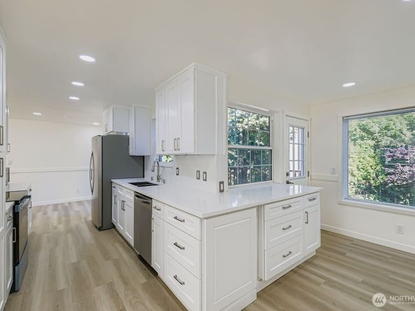 16110 Evanston Ave N, Shoreline WA 98133