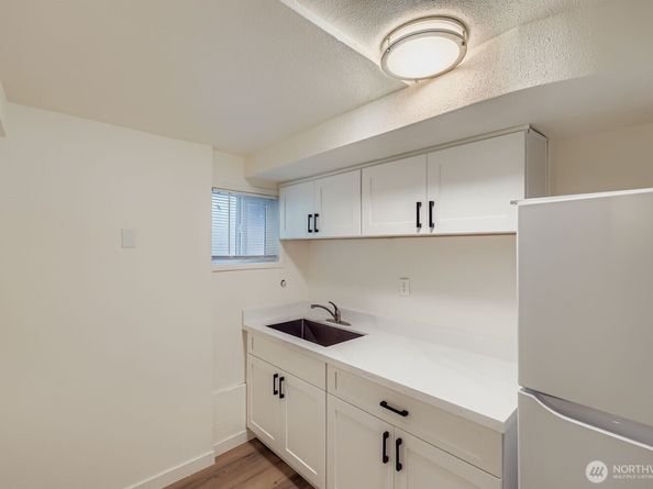 16110 Evanston Ave N, Shoreline WA 98133