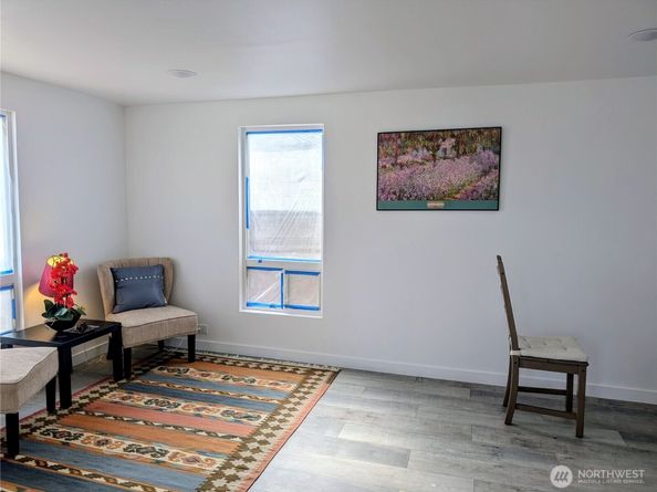 123 8th Street SE, Auburn WA 98002