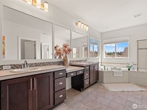 3606 198th Street SE, Bothell WA 98012
