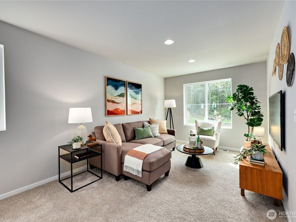 344 NE Shadowhawk Lane, Bremerton WA 98311