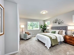 344 NE Shadowhawk Lane, Bremerton WA 98311