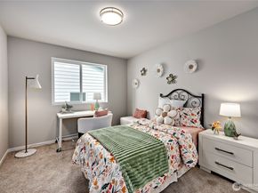 344 NE Shadowhawk Lane, Bremerton WA 98311