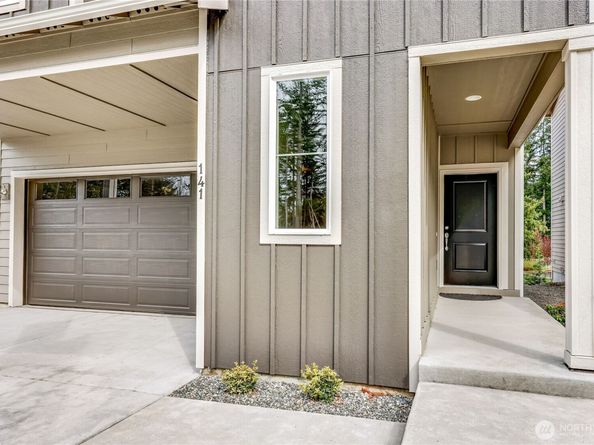 344 NE Shadowhawk Lane, Bremerton WA 98311