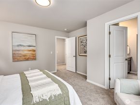 344 NE Shadowhawk Lane, Bremerton WA 98311