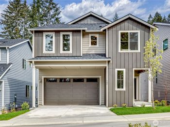 344 NE Shadowhawk Lane