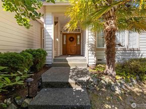 10906 NW Crocus Place, Silverdale WA 98383