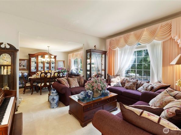 10906 NW Crocus Place, Silverdale WA 98383